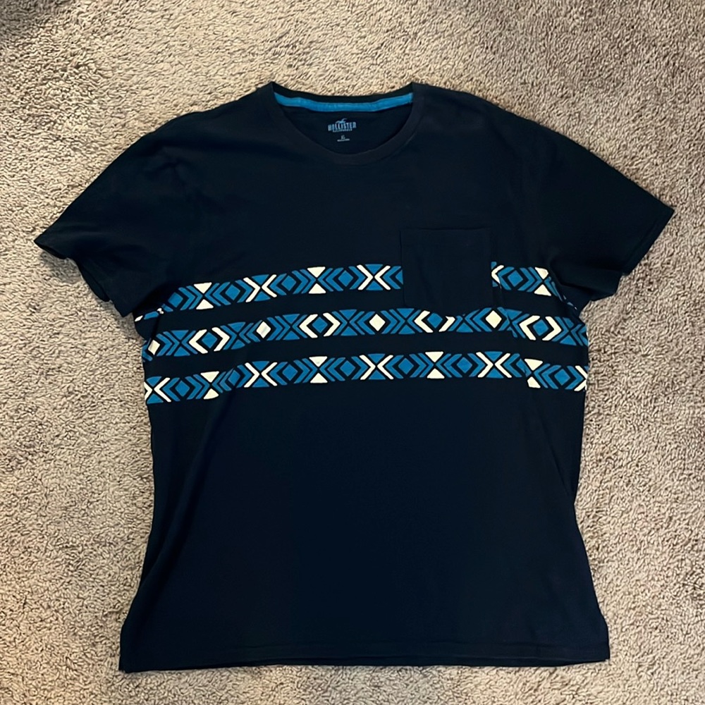 Men’s Hollister short sleeve tee
